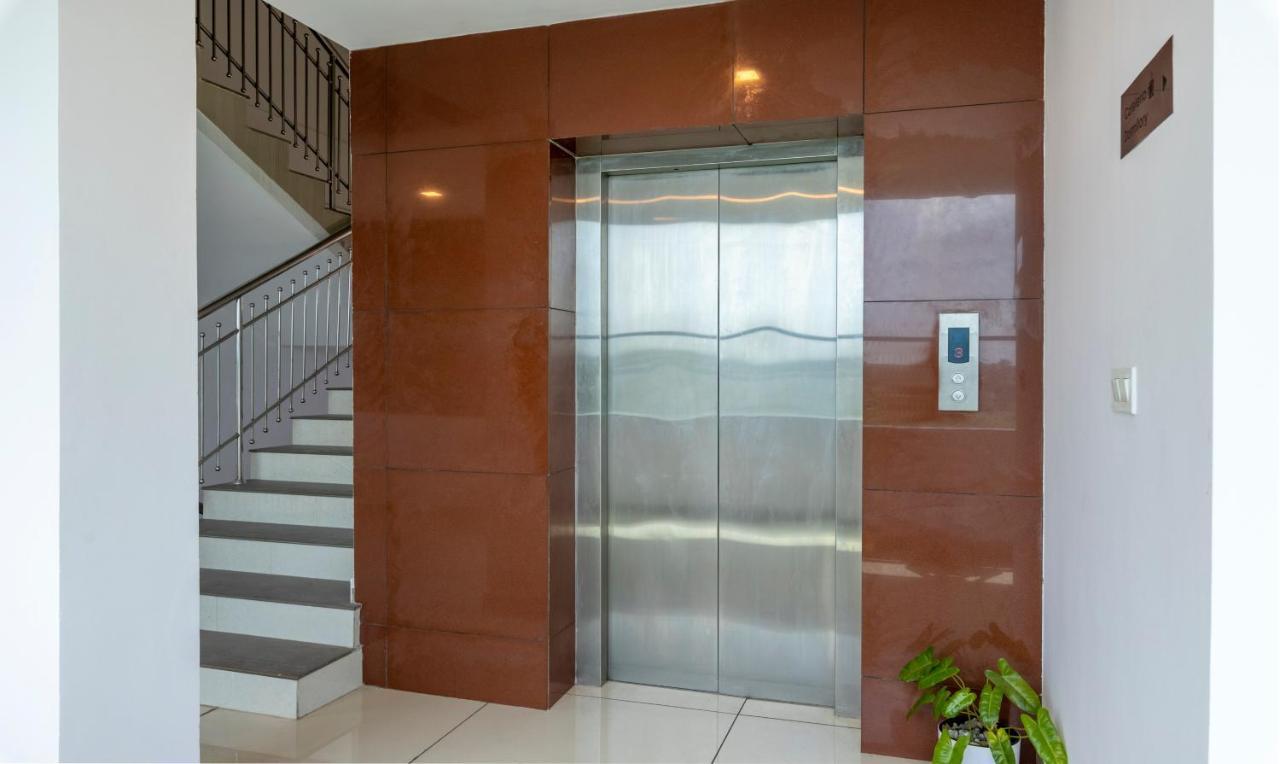 Hotel Treebo Trend Airport Avenue Plaza Cochin Airport Kochi Zewnętrze zdjęcie