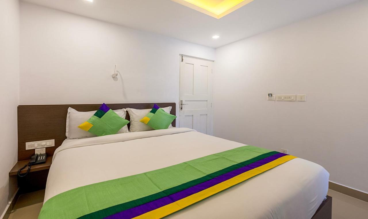 Hotel Treebo Trend Airport Avenue Plaza Cochin Airport Kochi Zewnętrze zdjęcie